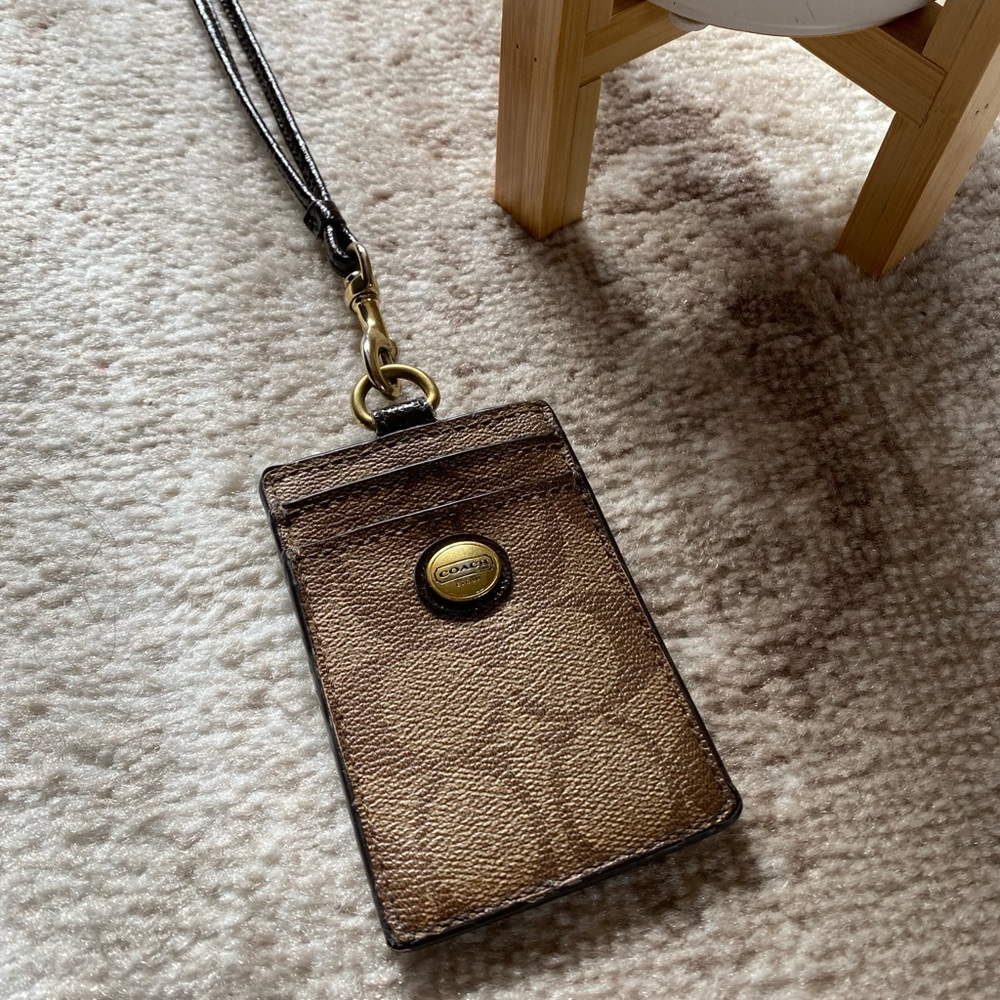 Coach Signature C Brown Lanyard, Badge ID Credit Card Holder